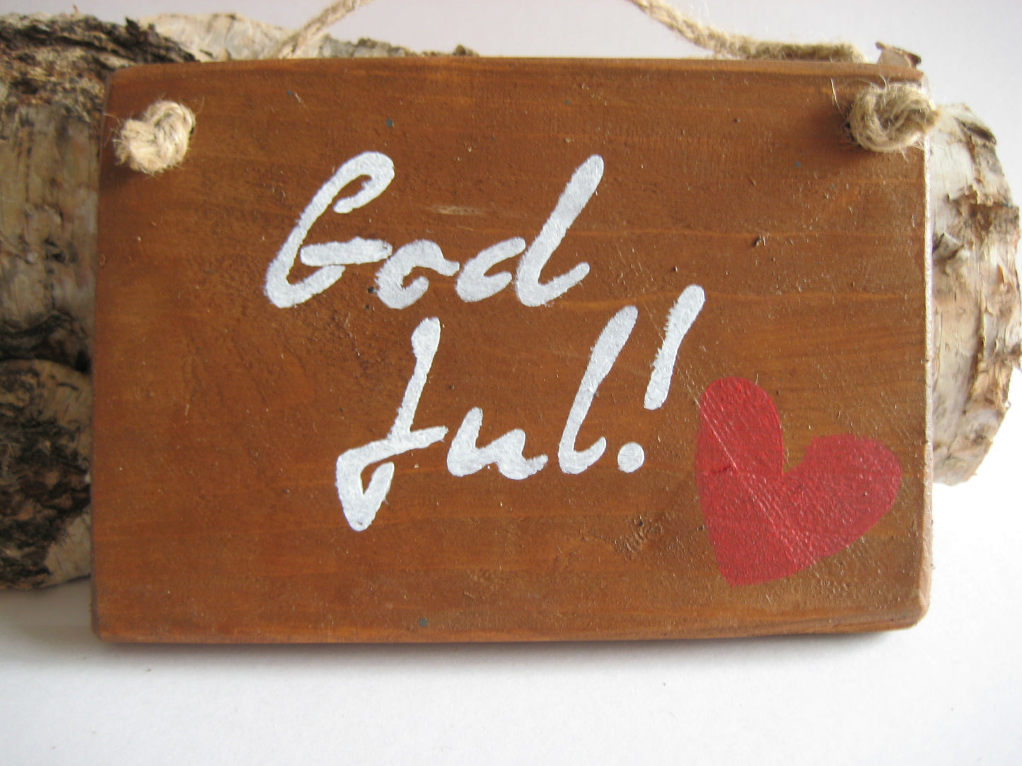 Small Brown God Jul Reclaimed Wooden Sign